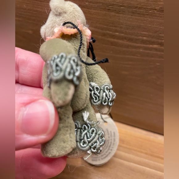 Ganz Mini Teddy Bear Flower Girl - Picture 5 of 16